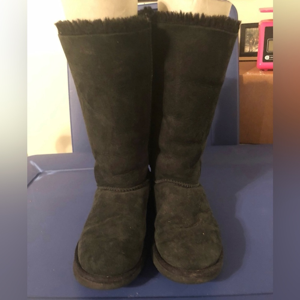 Black tall Bailey Bow UGG boots